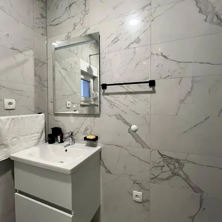 Appartement Millie - Cozy With Parking *